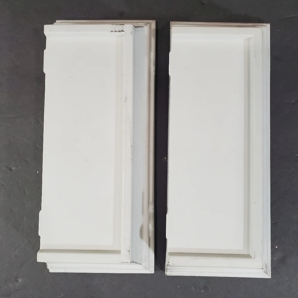 2 Distressed White Resin Floating Wall Shelves w Hanging Hooks Home Decor Accent